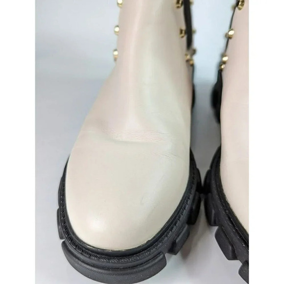 Michael Kors Women's Ridley Cream Studded Chelsea Booties Size 6.5 (MSRP $225) - Picture 4 of 12